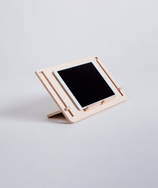 soporte para tablet de madera fabricado en España