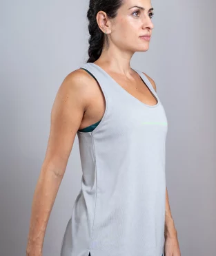 Camiseta sostenible de bambú para hacer deporte, de mujer