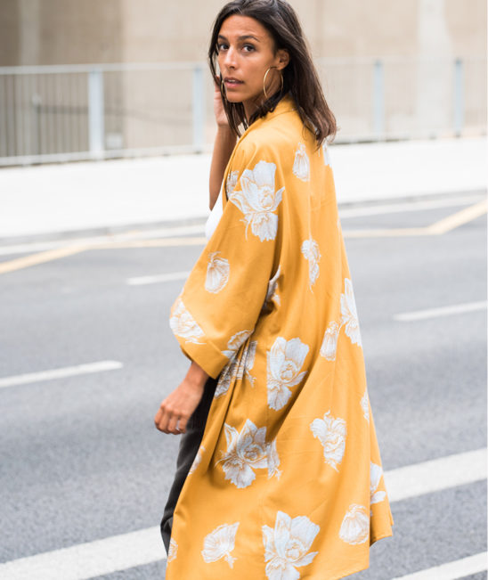 kimono amarillo algodón cultivado en españa