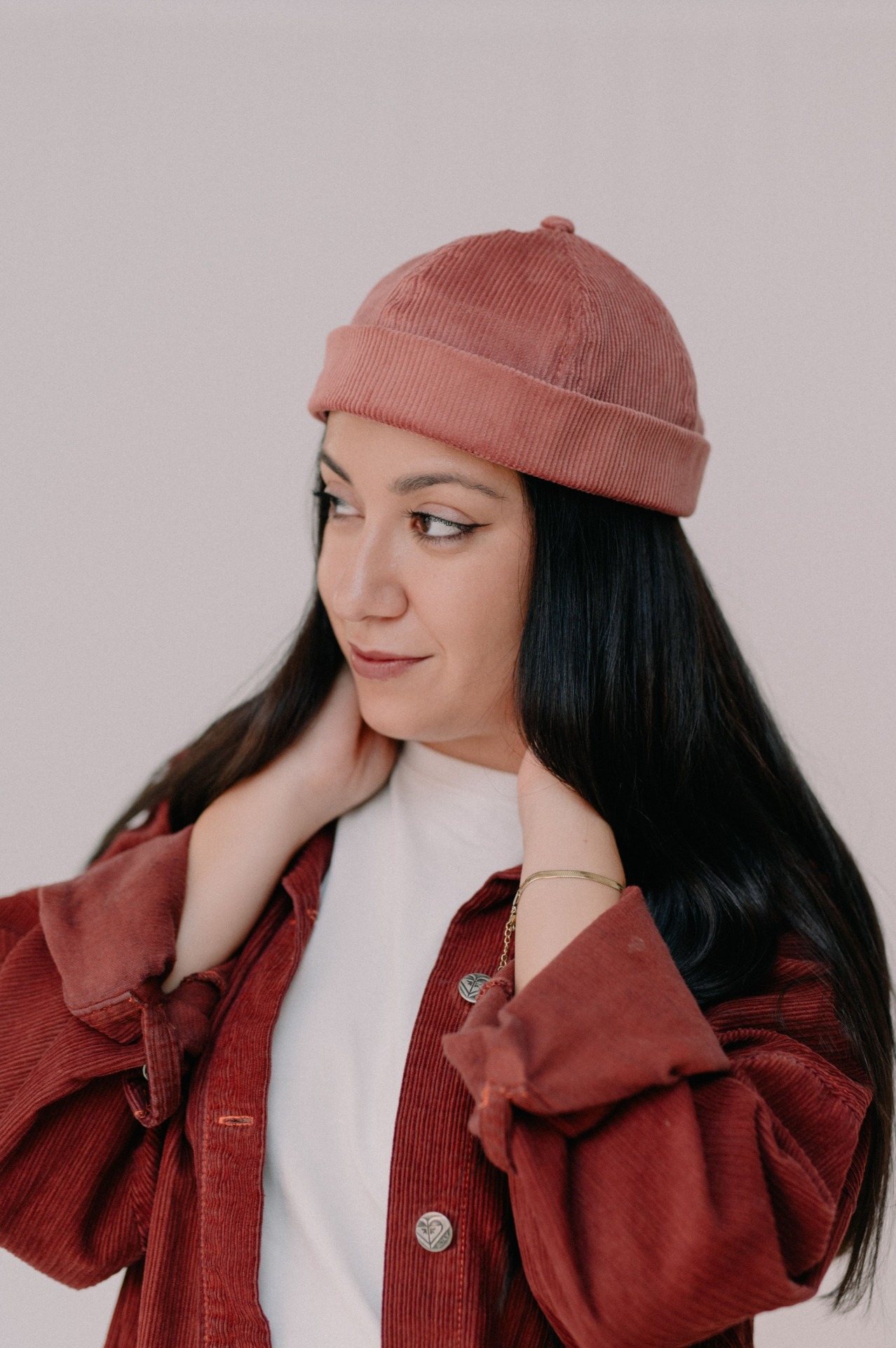 Gorro de pana Salmón